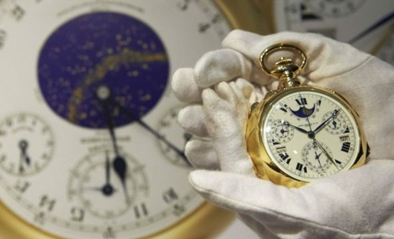 На аукционе Sotheby's проданы самые дорогие в мире часы 